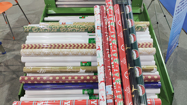復(fù)卷機(jī)操作注意事項(xiàng)及性能特點(diǎn)有哪些？